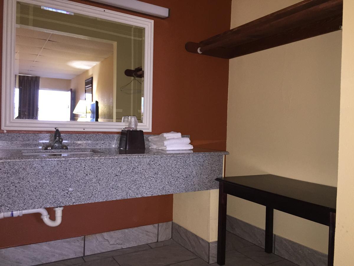 Executive Inn טקסרקנה מראה חיצוני תמונה