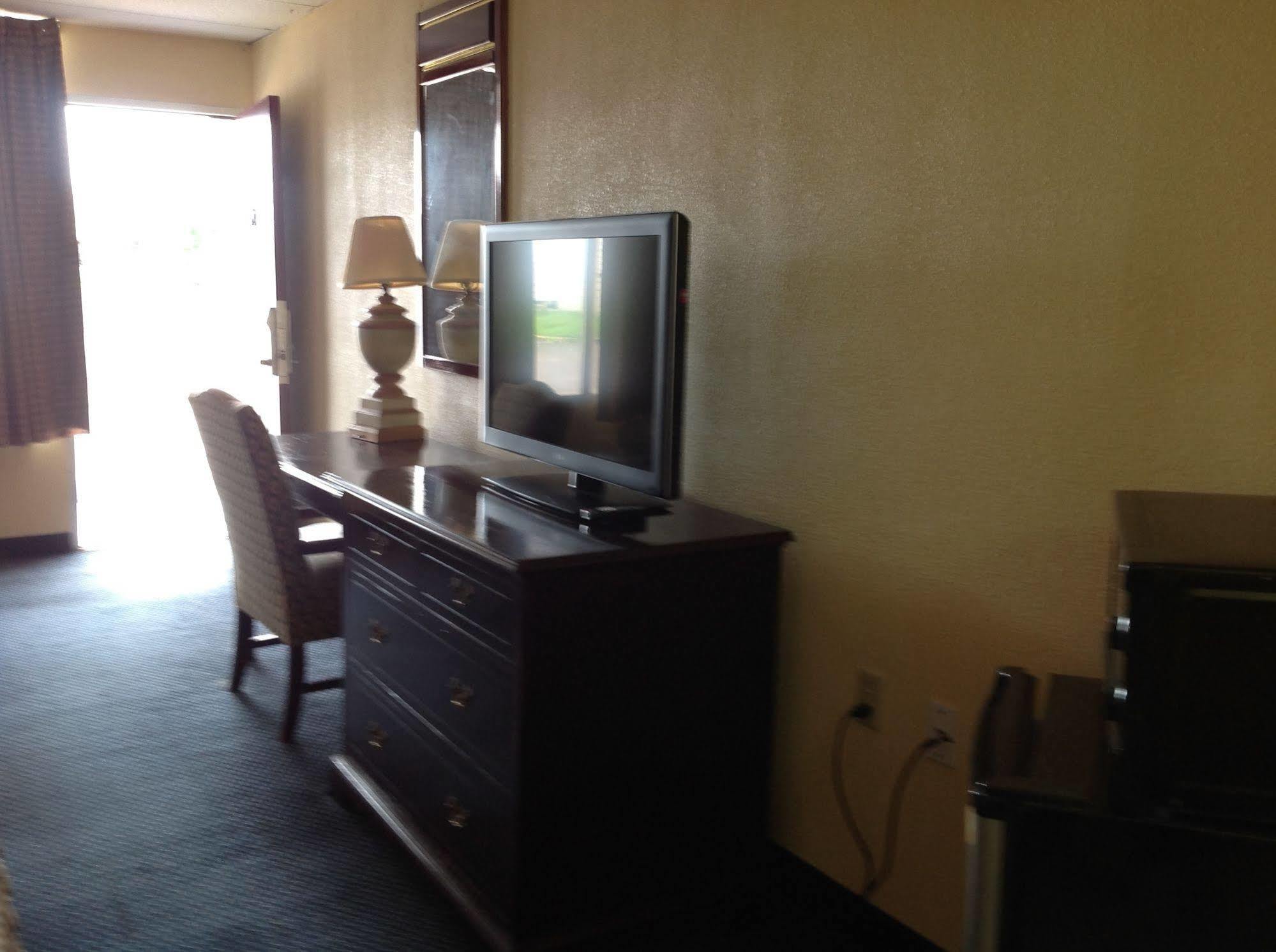 Executive Inn טקסרקנה מראה חיצוני תמונה