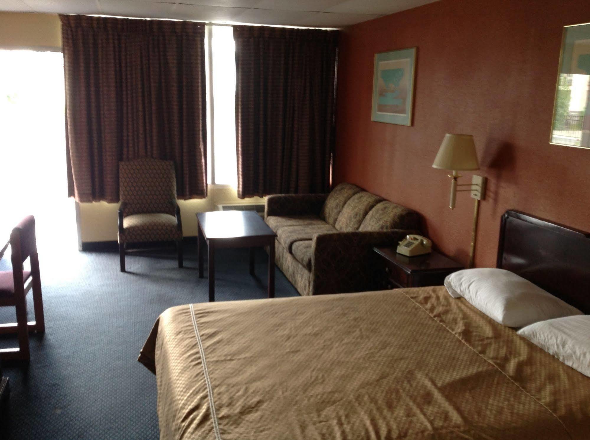 Executive Inn טקסרקנה מראה חיצוני תמונה